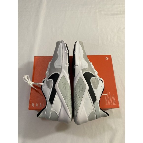 New Mens Size 12 White Black Nike Legend Essential 2 Training Shoes CQ9356 002 main image 7